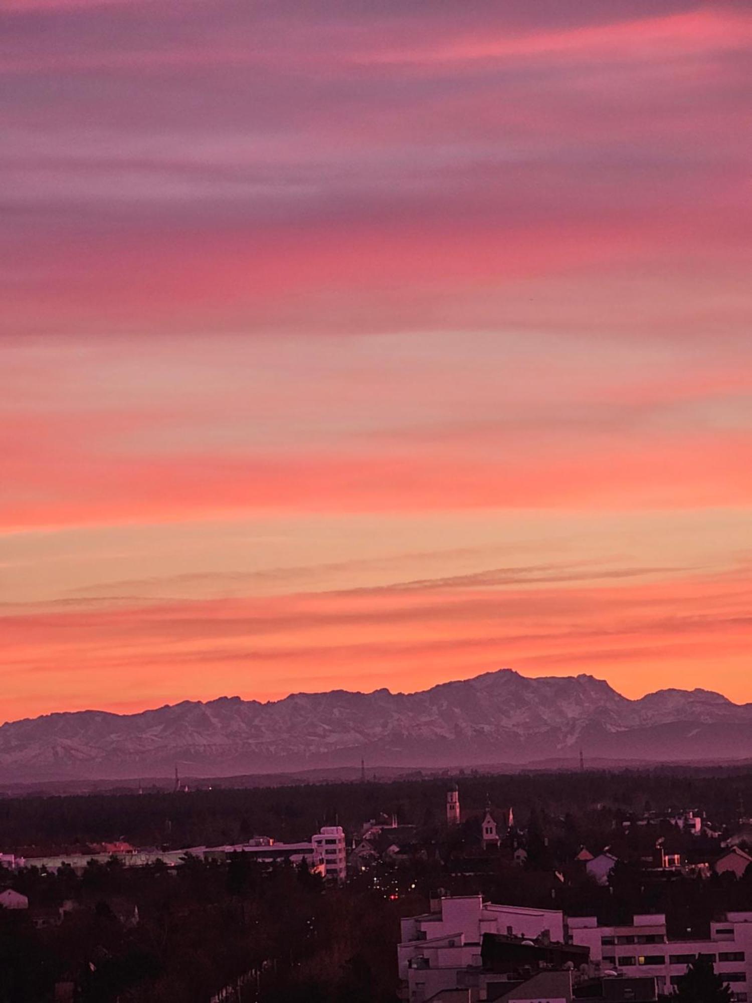 Stylische Sunset-Wohnung Augsburg Exteriör bild